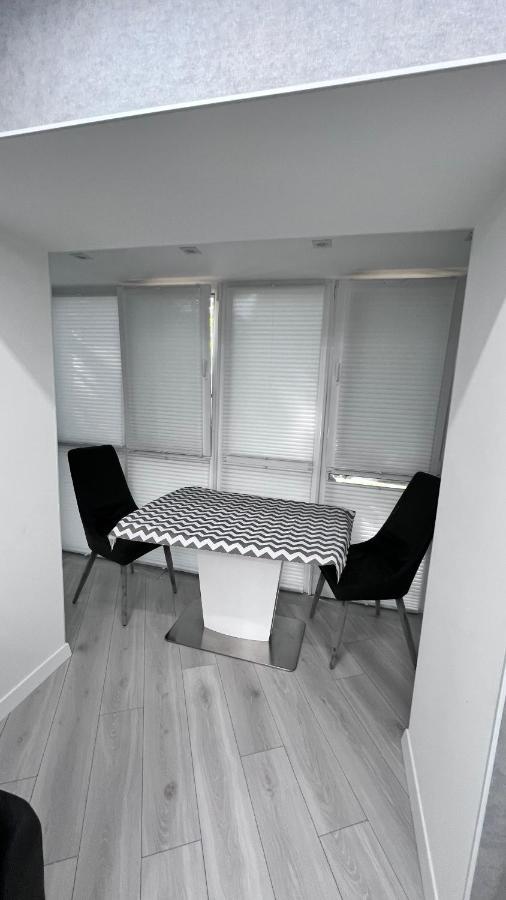 Modern Gagarina Avenue Apartment Dnipro Luaran gambar