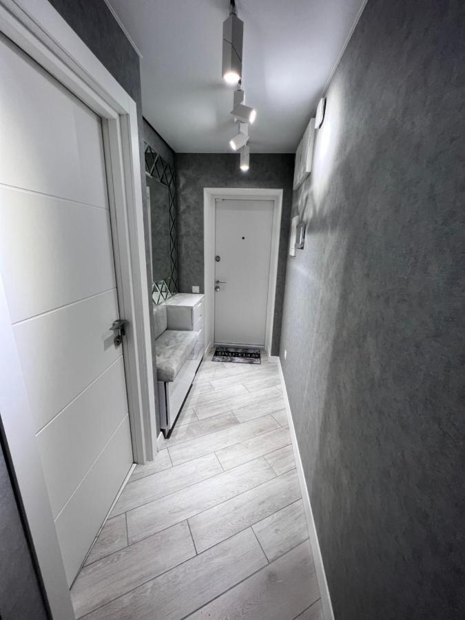 Modern Gagarina Avenue Apartment Dnipro Luaran gambar