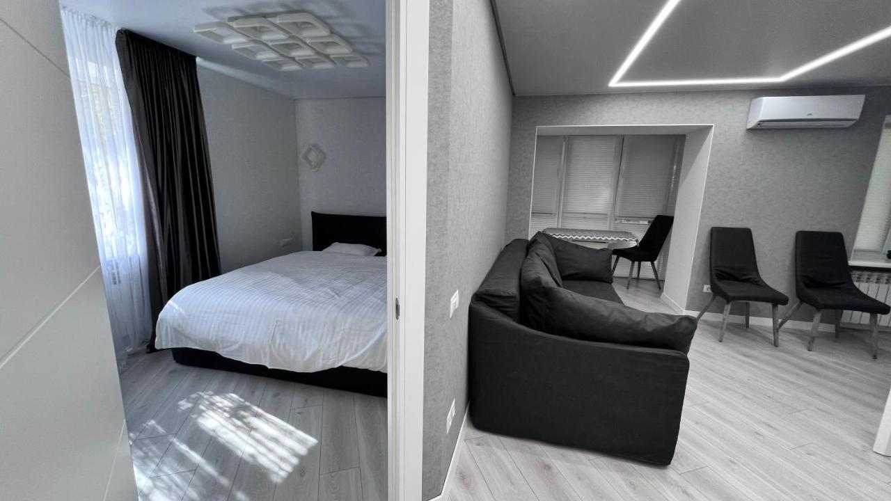 Modern Gagarina Avenue Apartment Dnipro Luaran gambar