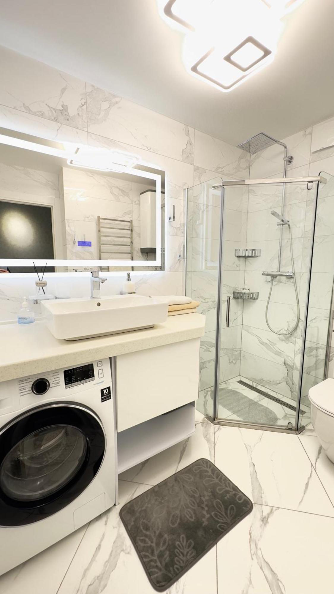 Modern Gagarina Avenue Apartment Dnipro Luaran gambar