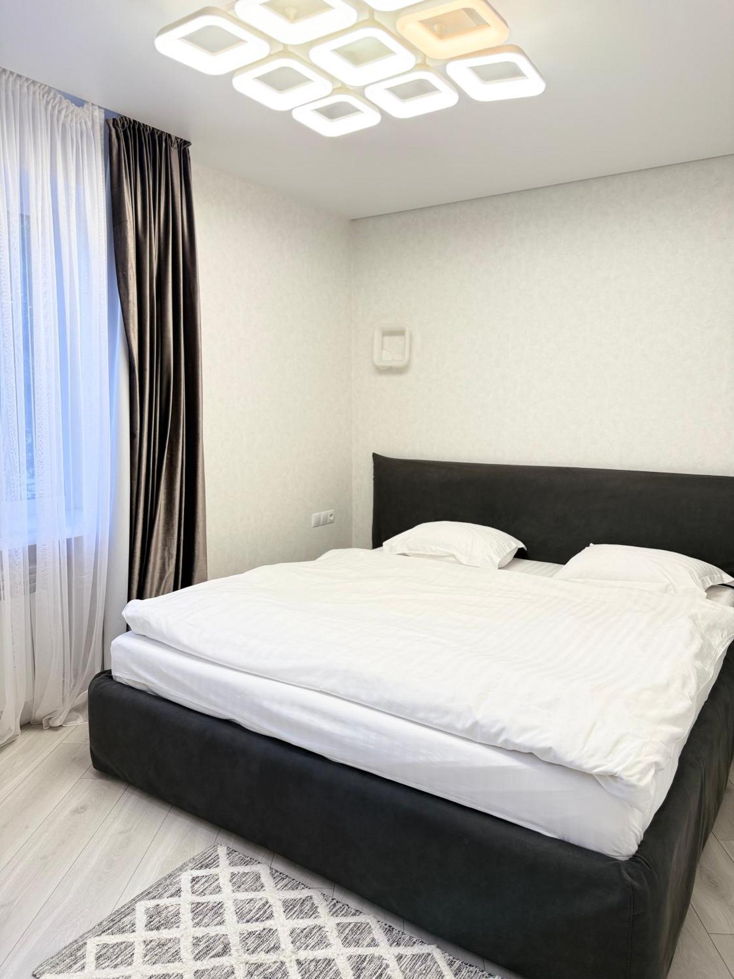 Modern Gagarina Avenue Apartment Dnipro Luaran gambar
